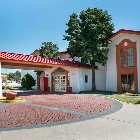 Howard Johnson By Wyndham Atlanta College Park Ngoại thất bức ảnh