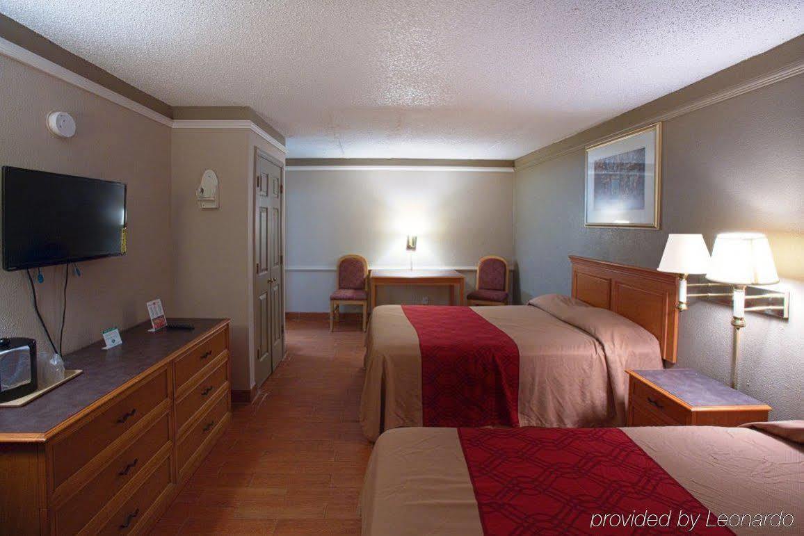 Howard Johnson By Wyndham Atlanta College Park Ngoại thất bức ảnh
