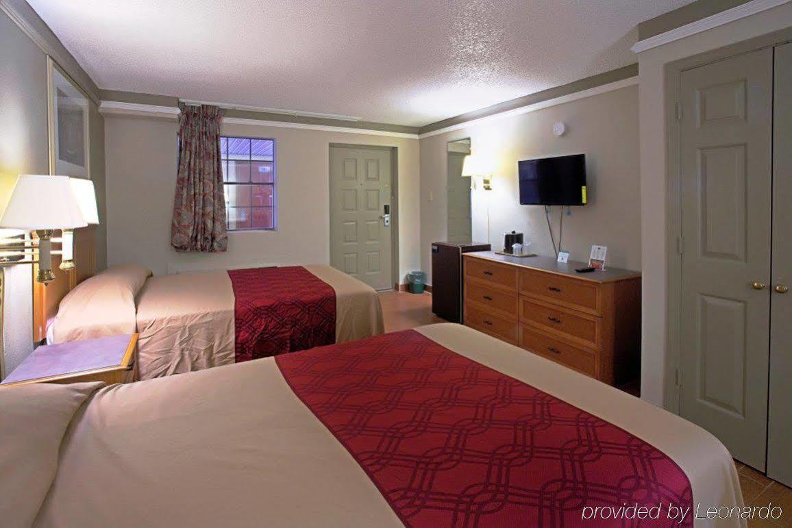 Howard Johnson By Wyndham Atlanta College Park Ngoại thất bức ảnh
